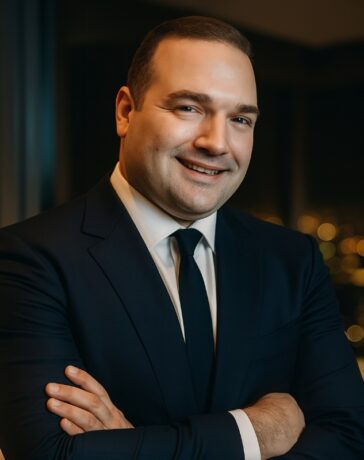 Enzo Carpanetti at his office in Panama City where he bridges the gap between high level strategy and technical execution for 2026 infrastructure